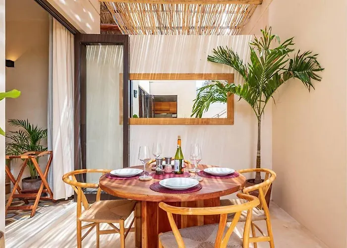 @villa.akbal- 2bd Rooftop W/ Open Dinning Apartment