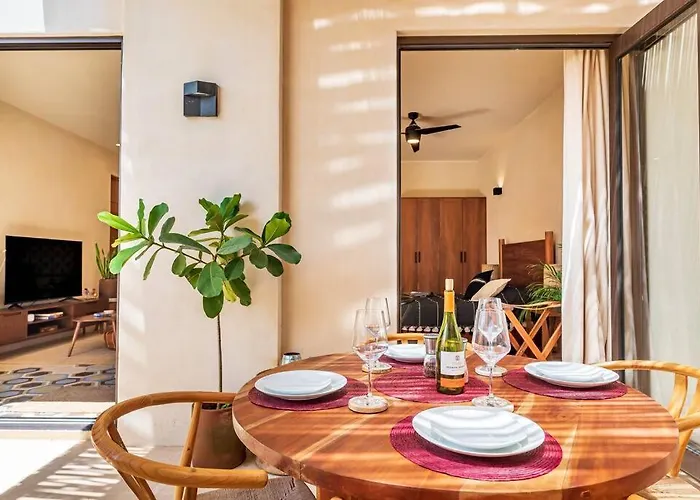 @villa.akbal- 2bd Rooftop W/ Open Dinning Apartment