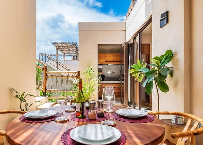 @villa.akbal- 2bd Rooftop W/ Open Dinning Apartment